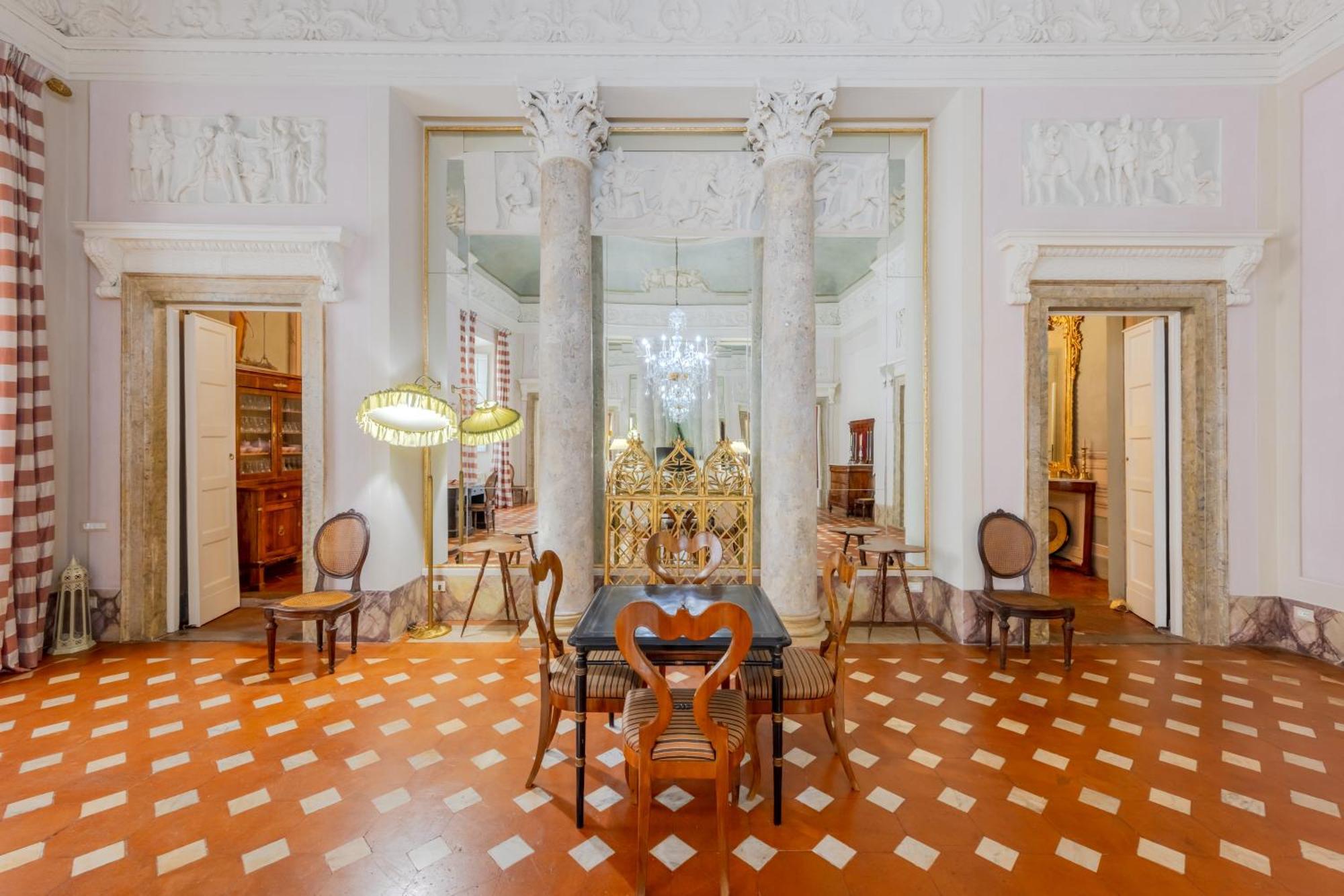 Apartamento Palazzo Bartolommei Dimora Storica Centralissima Florença