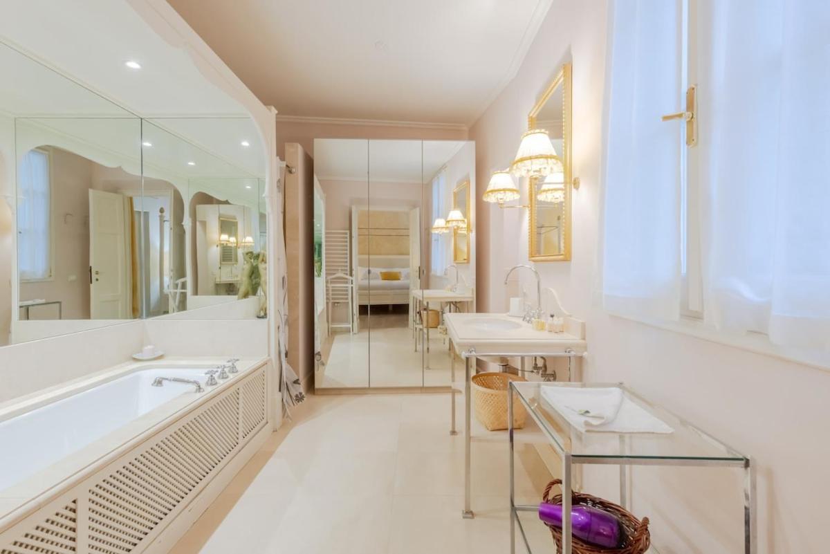 Apartamento Palazzo Bartolommei Dimora Storica Centralissima