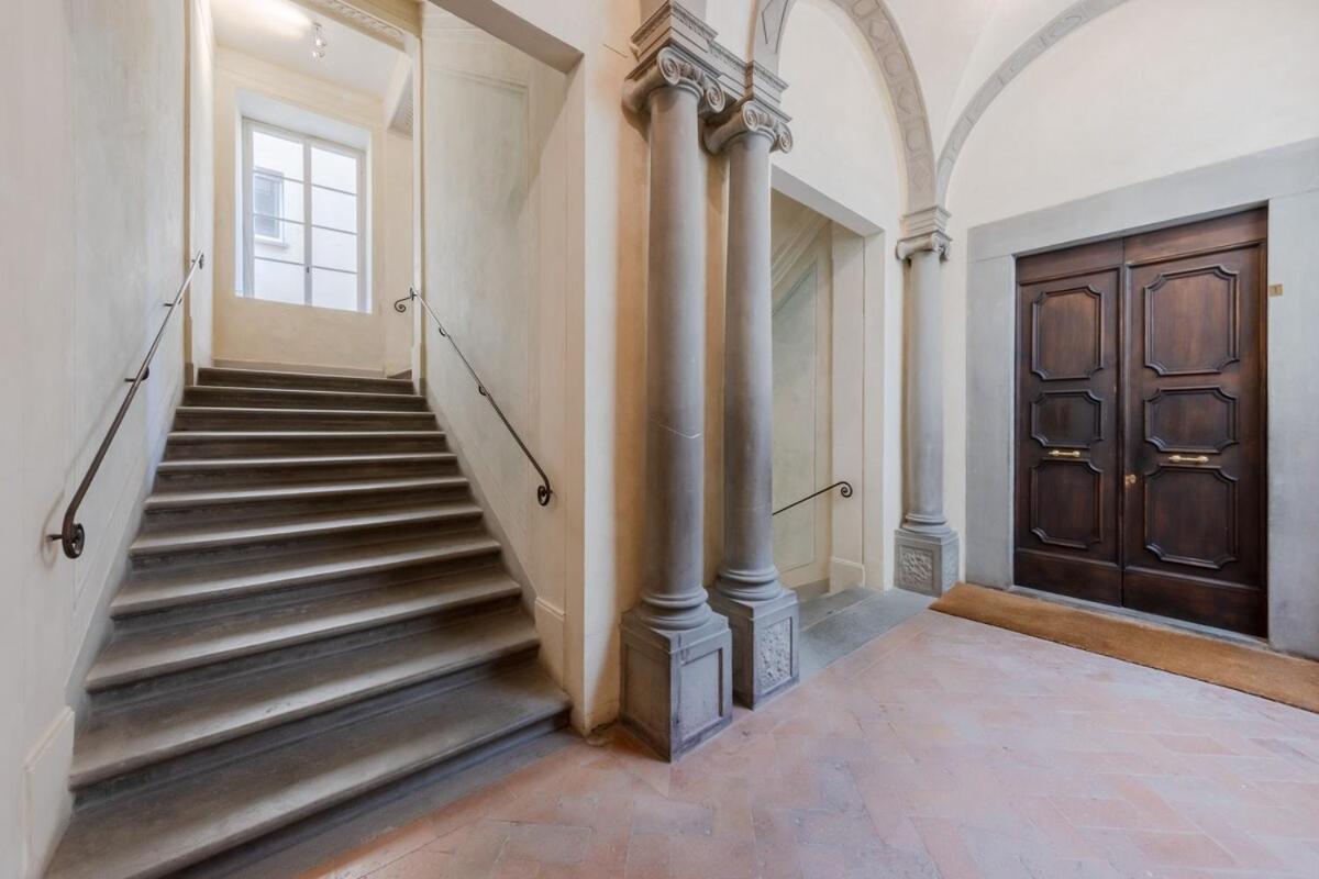 Palazzo Bartolommei Dimora Storica Centralissima Apartamento *