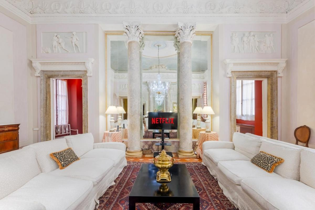Apartamento Palazzo Bartolommei Dimora Storica Centralissima Florença